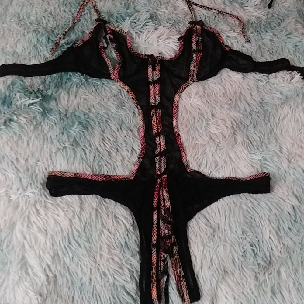 🎉😍Sexy nighty peekaboo outfit😉🎉
